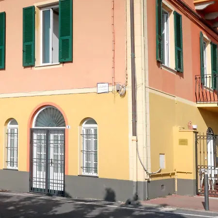 Locazione Turistica *